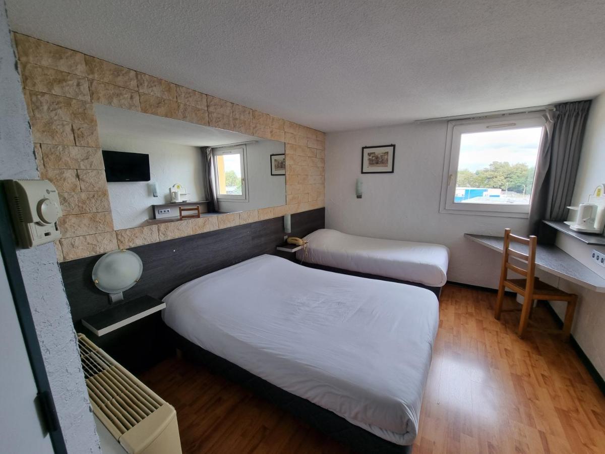 Hotel Restaurant Le Relais - Pau Nord Lons Dış mekan fotoğraf