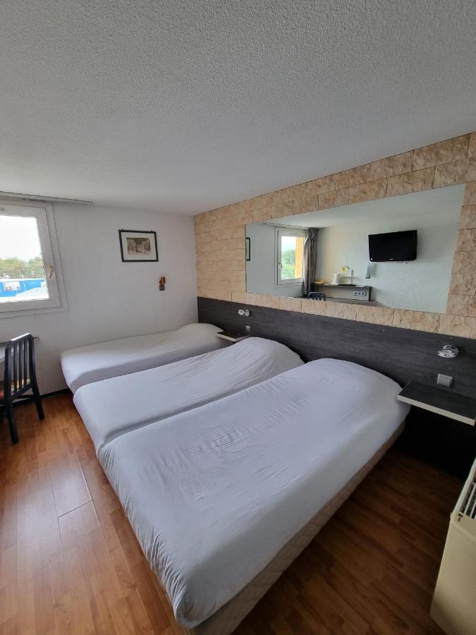 Hotel Restaurant Le Relais - Pau Nord Lons Dış mekan fotoğraf